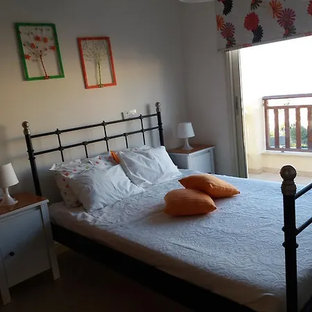 Hébergement de vacances Loggin Holiday House *