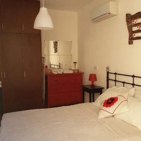 Loggin Holiday House Peyia